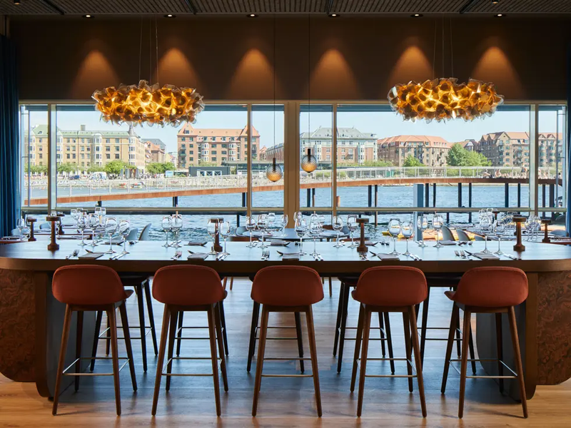 rs8734_mh_cphdk_restaurant03.png