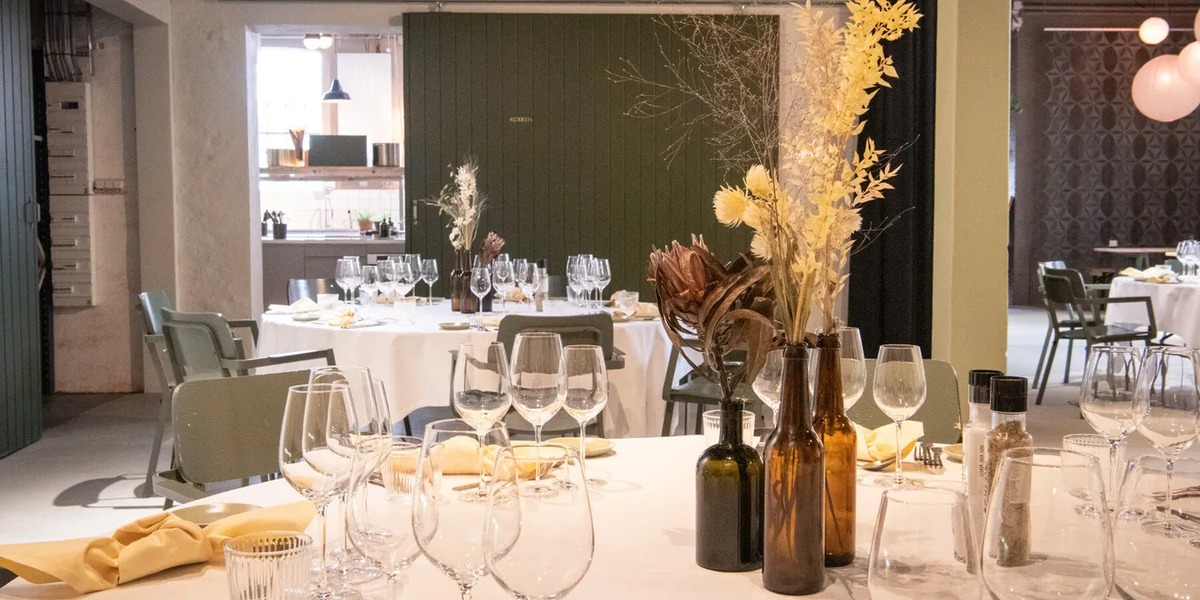 venue_image_01.jpg